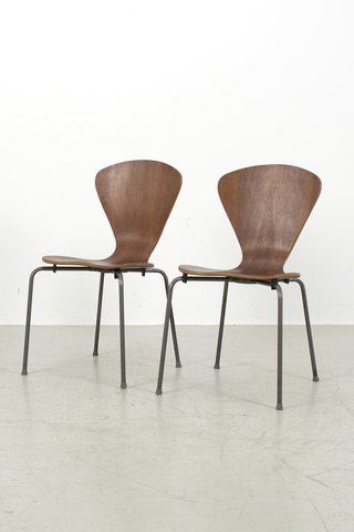 2x Deens design stoelen