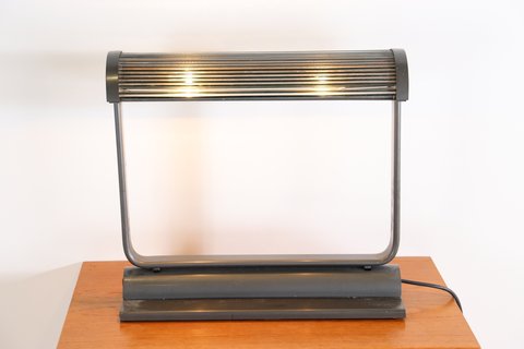 Artemide desk lamp/table lamp by Alberto Fraser
