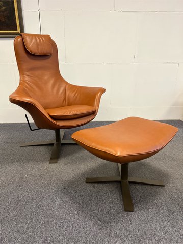 Label Seat24 armchair & footstool