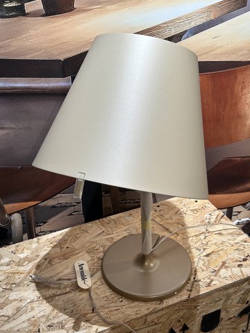Artemide Melampo table lamp