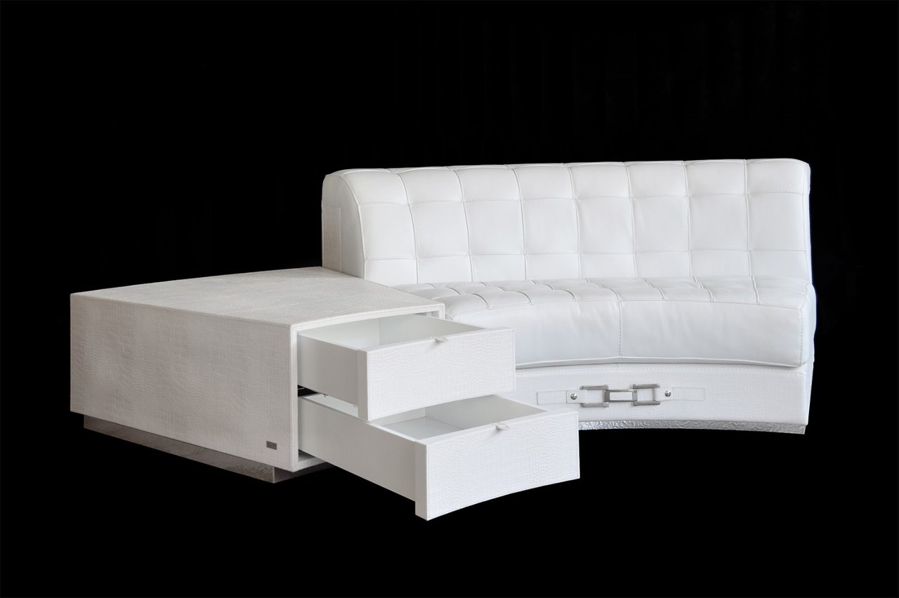Formitalia James Bond style 2 seater leather sofa and cabinet image 2