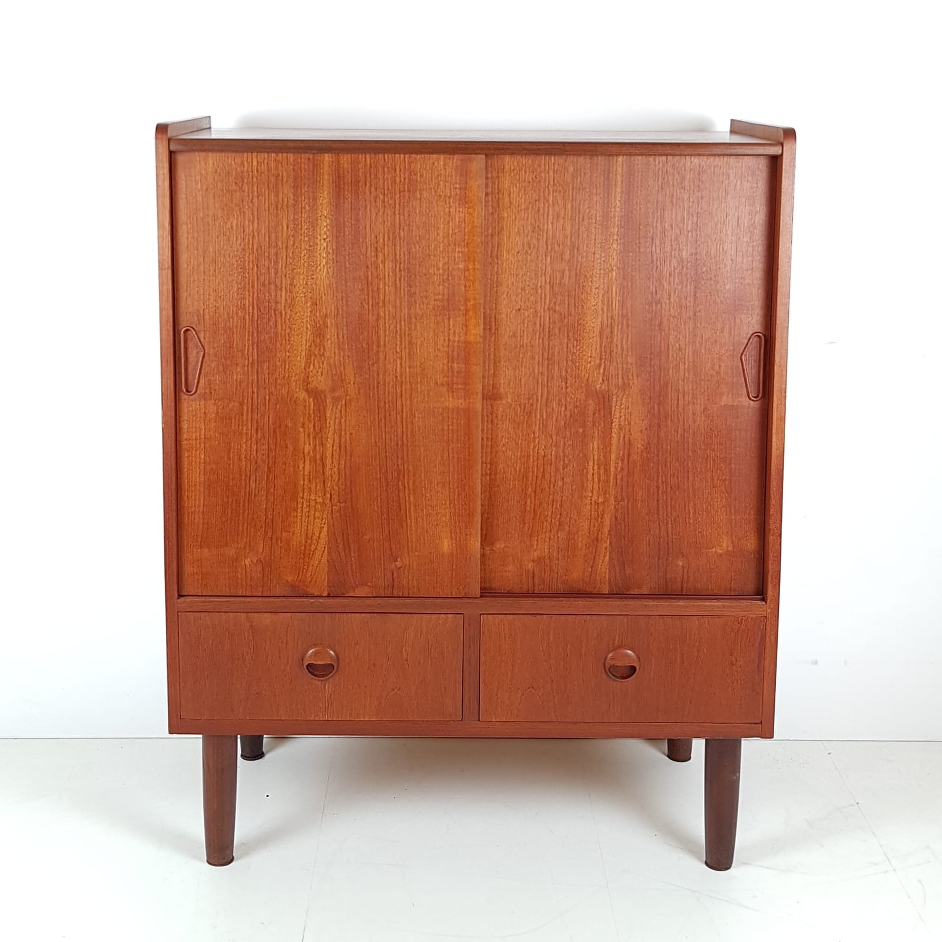 Deense teak € 645 |