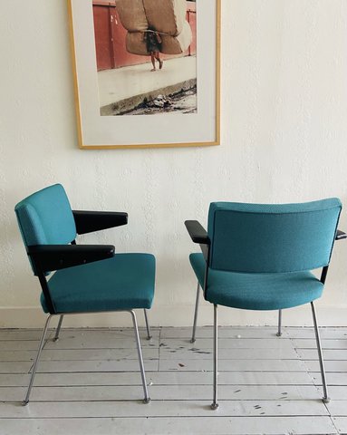2 vintage Gispen cordemeyer chairs