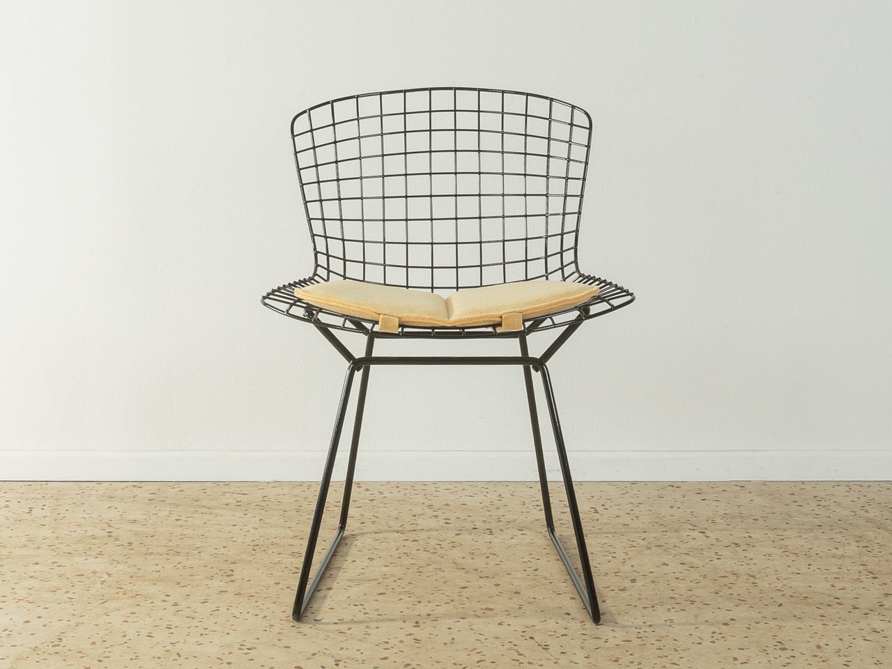 Image 3 of Model 420 Bertoia chair, Knoll