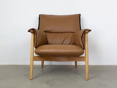 2 Carl Hansen &Son Lounge Chairs EO15 Embrace