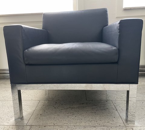 Minotti Sessel aus dunkelblauem Leder