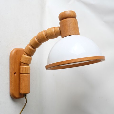 Steinhauer wall lamp with bending arm