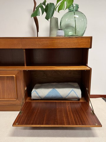 Mcintosh Furniture -  lowboard dressoir teak