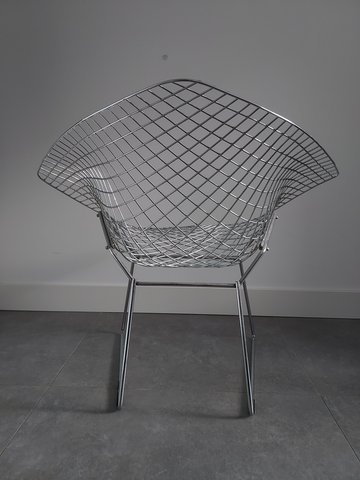 Bertoia Diamond chair from before 1970