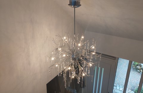Design kroonluchter chroom met glaspegels