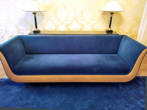 Blauwe sofa van Luca Meda