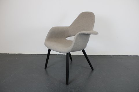 Vitra lounge chair by Eames & Saarinen