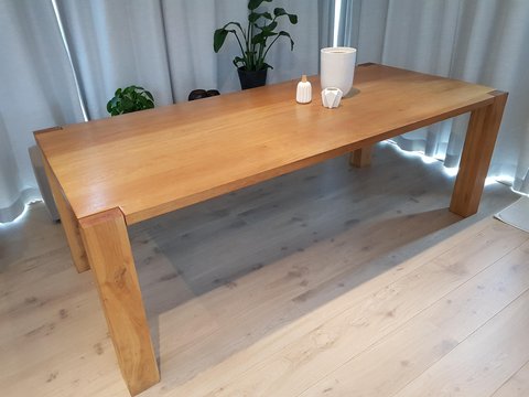 Linteloo houten tafel 