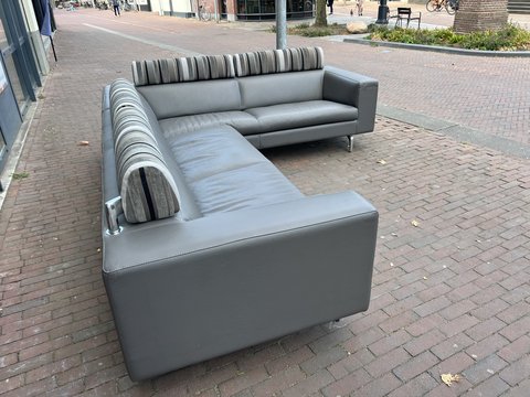 Leolux Horatio Corner sofa gray leather
