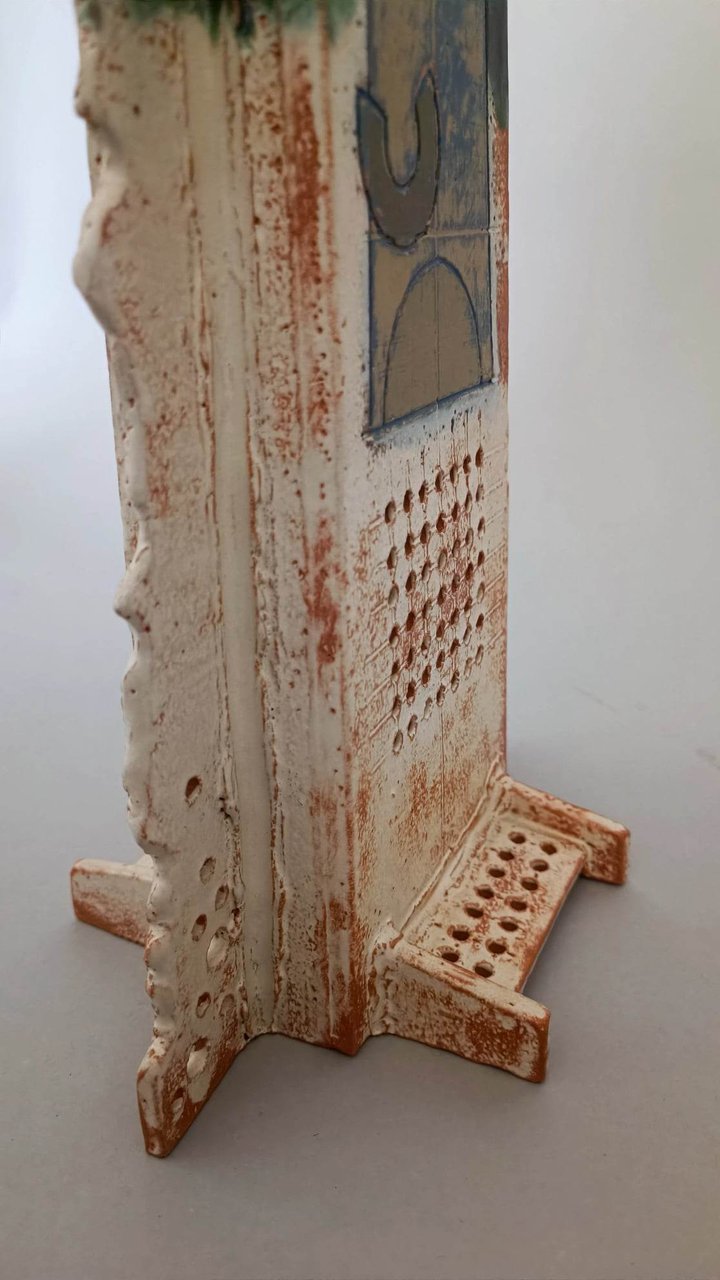 Image 3 of Keramikturm