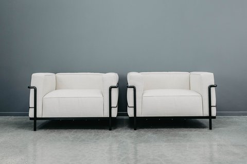 2x Cassina Corbusier LC3 fauteuil