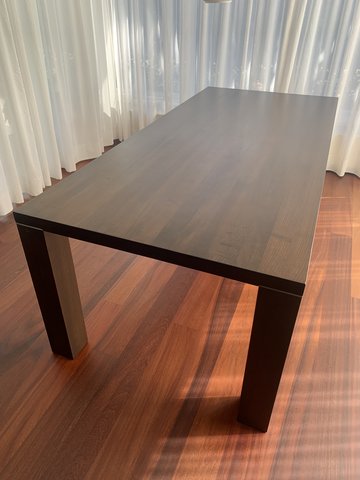 Art of Living dining table
