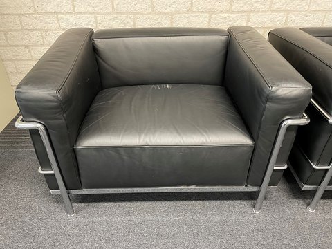 Cassina LC3 lederen fauteuils - 2 stuks