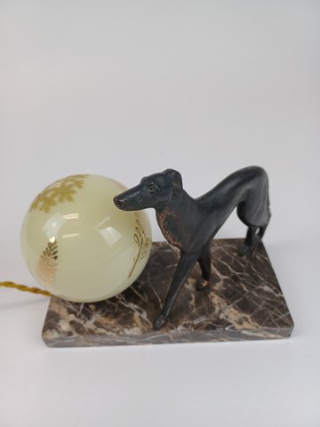 Art Deco lamp hond sculptuur