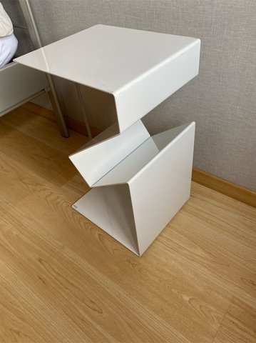 Pieper Concept Lobby side table