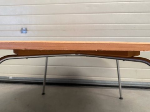 Vitra Plywood tafel CTM ontwerp Charles Eames