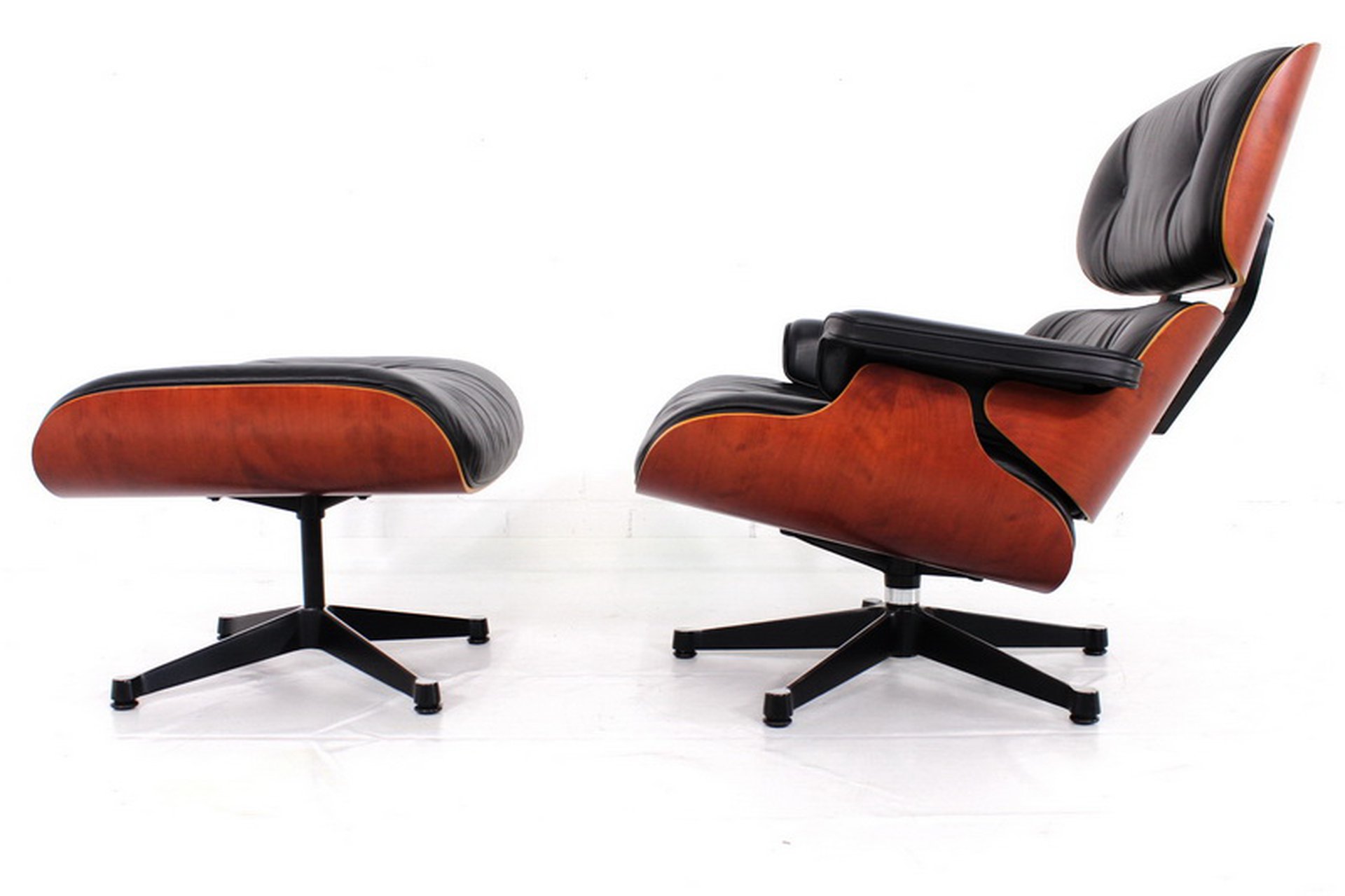 eames chair back pain