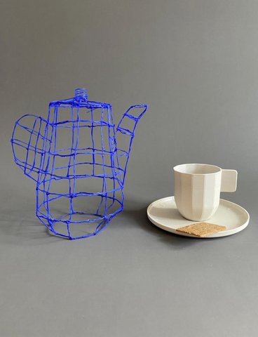 Iris Lucia 3D draw teapot