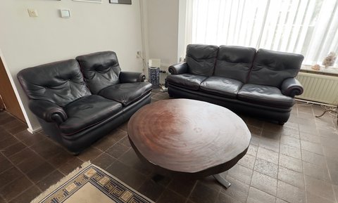 Poltrona Frau -Couch