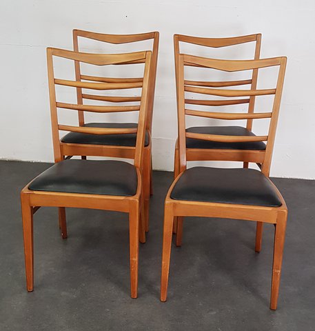 4 Vintage stoelen