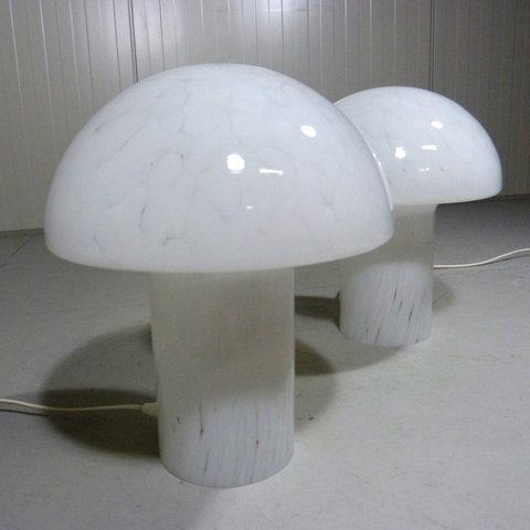 2x vintage glazen mushroom tafellampen van Glashütte Limburg , 1960’s