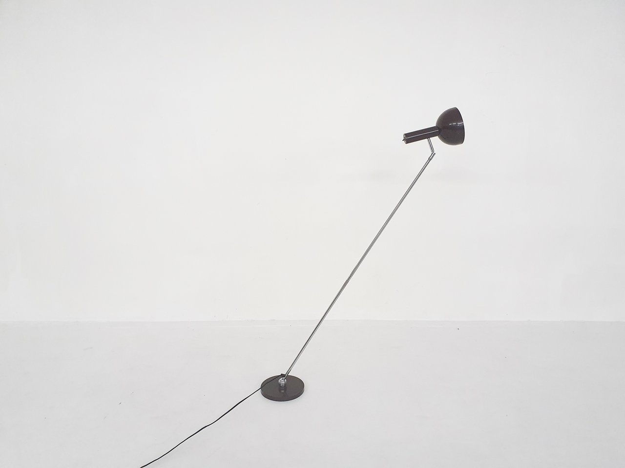 Image 20 of Hala adjustable floor lamp by Busquet