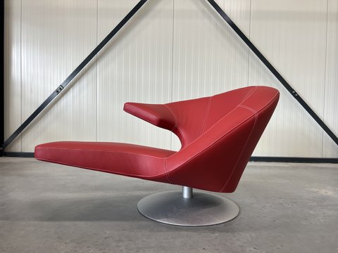 Leolux Parabolica Swivel armchair red leather