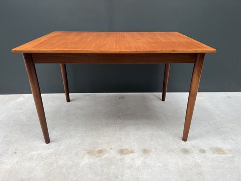 Mid Century dining room table, extendable 