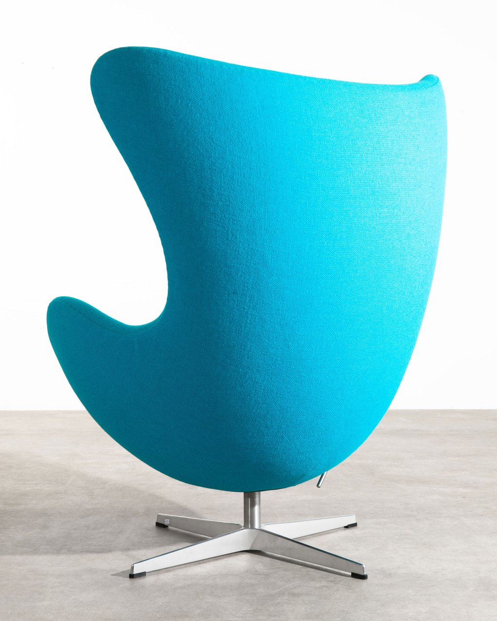 Image 2 of „Egg Chair“ von Arne Jacobsen für Fritz Hansen