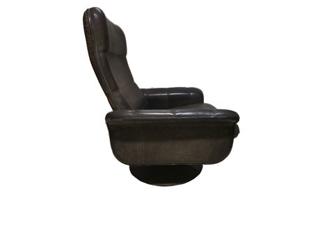 De Sede Swiffel leather armchair