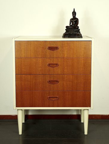 Walnut veneer chest of drawers, 1960s, designed by Egon Ostergaard for MSI, Sweden