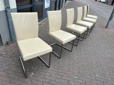6 Bert plantagie Misy Dining chairs
