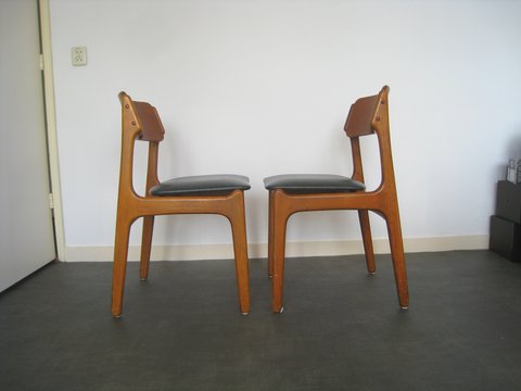 Erik Buch teak model 49 stoelen O.D. Møbler