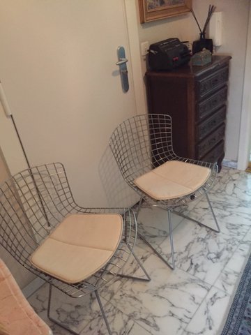 2x Harrie Bertoia chairs with cushion