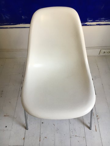 Charles & Ray Eames Dss-Stuhl für H