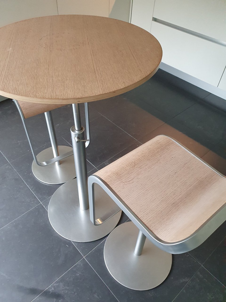 2x Lapalma Lem bar stool + table image 6