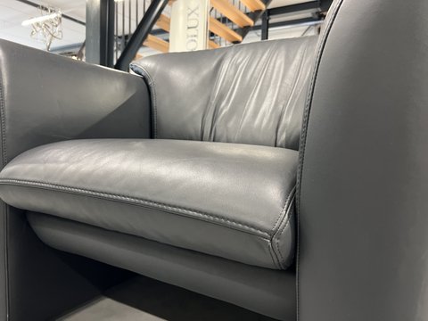 Leolux Morion armchair gray leather 