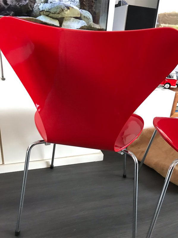 4x Arne Jacobsen vlinderstoelen rood