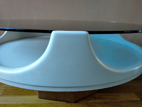 Space Age coffeetable