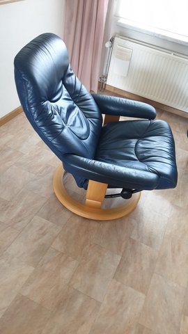 2x Stressless chairs