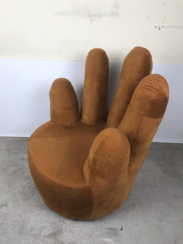 "Hand" stoel