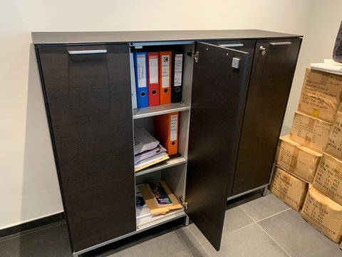 TDS Executive furniture with lock and shelves