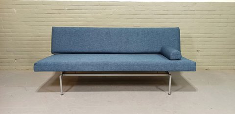 Daybed sofa bed