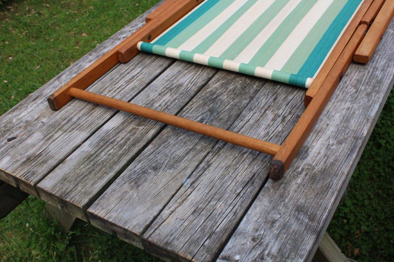 vintage wooden beach chair from the 1960s, in neat and original condition image 19