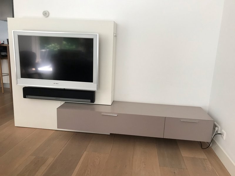 Castelijn Hide & Slide TV furniture